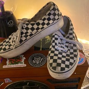 Cool platform Checkered Vans